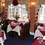 The Gables Hotel 